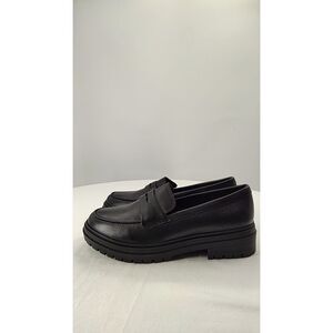 Quince Sleek Black Leather Flats